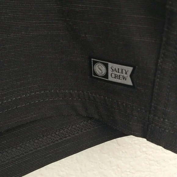 Salty Crew Men's Hybrid Dark Gray Black Shorts Size 33 Zipper Utility pocket - Picture 2 of 7